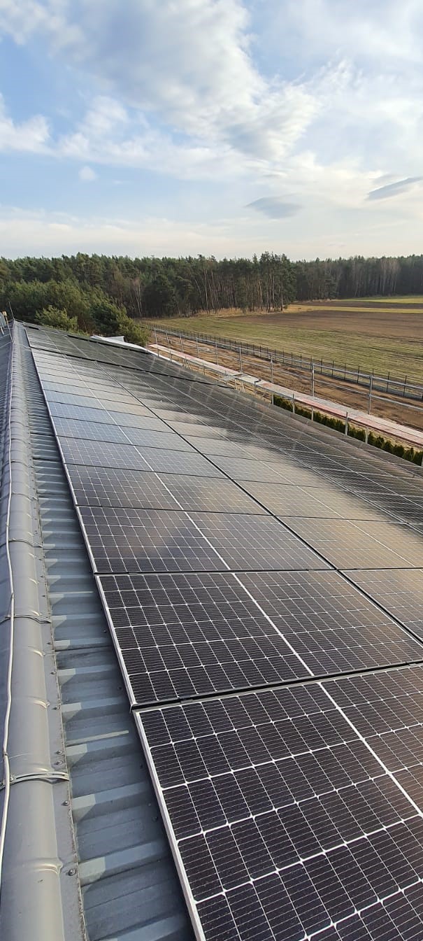 instalacja fotowoltaiczna farma fotowoltaiczna